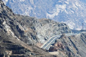 15-wisata-terbaik-arab-saudi-dari-madinah-hingga-pulau-buatan