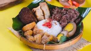 ide-liburan-seru-di-jogja-dari-merapi-hingga-pesisir-selatan
